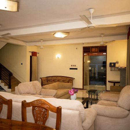 Marathona Tourist Resort - Anuradhapura Ngoại thất bức ảnh