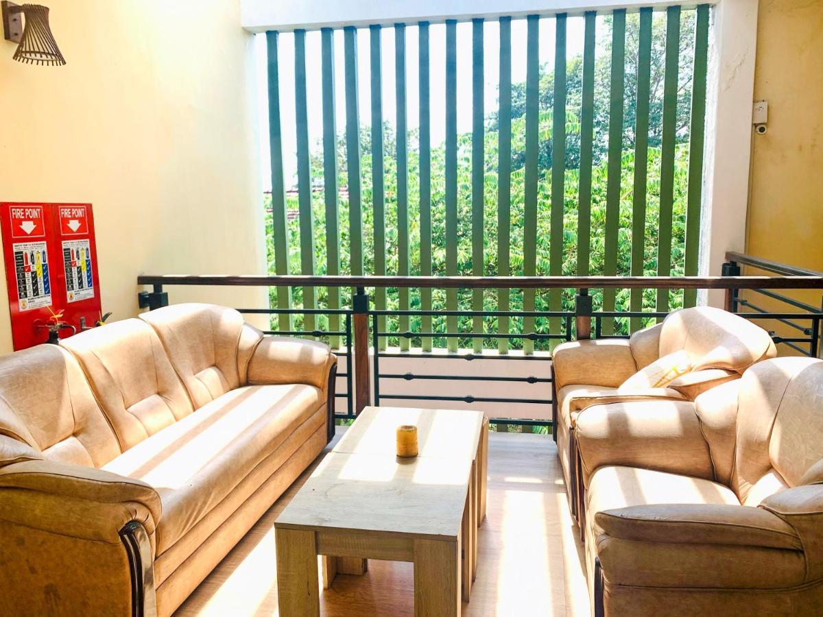 Marathona Tourist Resort - Anuradhapura Ngoại thất bức ảnh