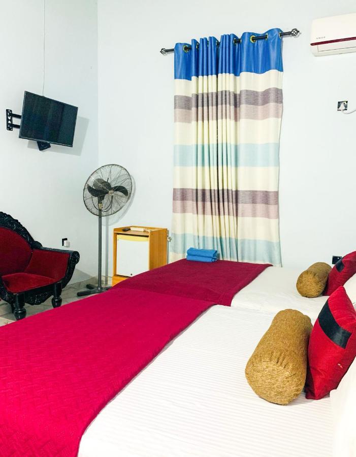Marathona Tourist Resort - Anuradhapura Ngoại thất bức ảnh