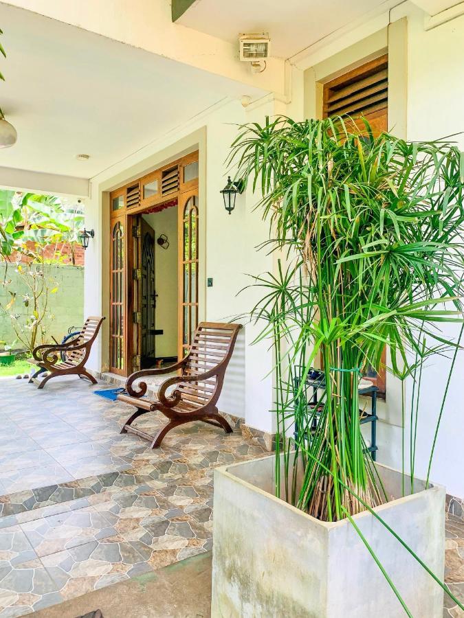Marathona Tourist Resort - Anuradhapura Ngoại thất bức ảnh