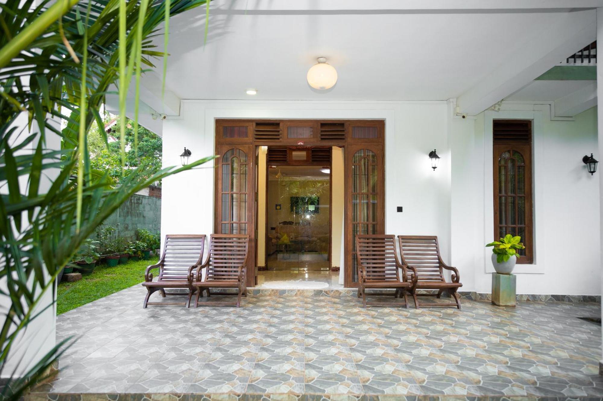 Marathona Tourist Resort - Anuradhapura Ngoại thất bức ảnh