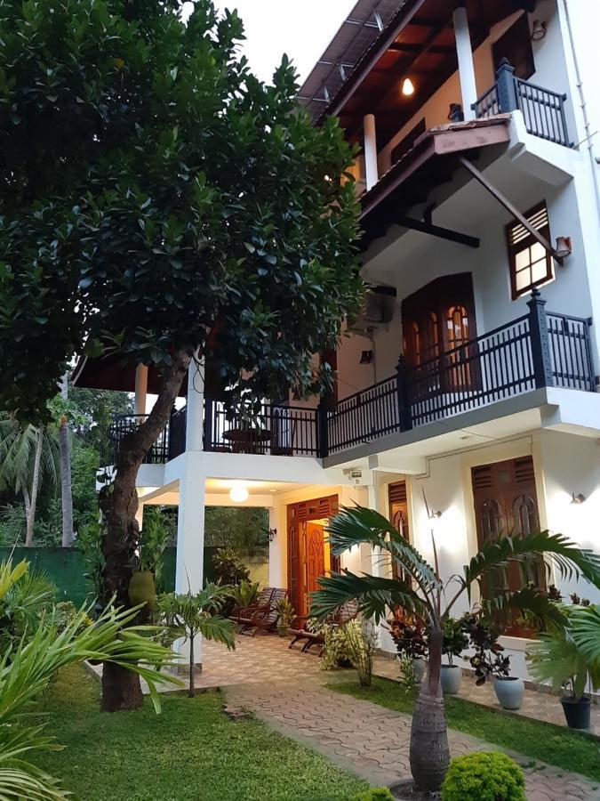 Marathona Tourist Resort - Anuradhapura Ngoại thất bức ảnh